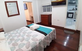 APARTAMENTO LINDO - A 2 Cuadras de la Plaza de Armas y del Palacio de Gobierno